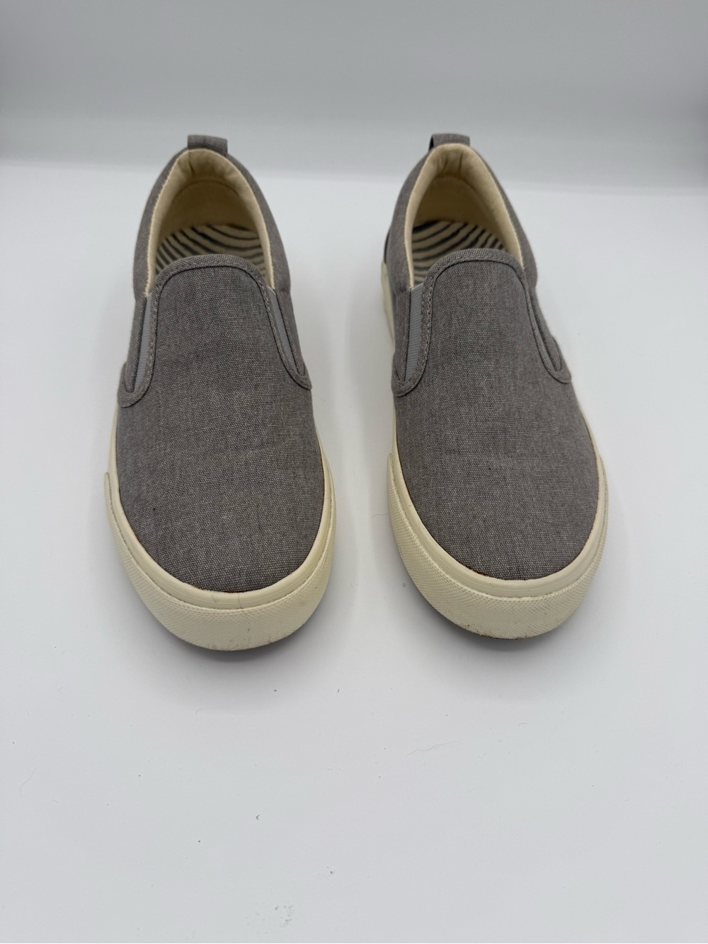 Taos Footwear Women's Slip-On Loafers - Gray Upper with white Sole